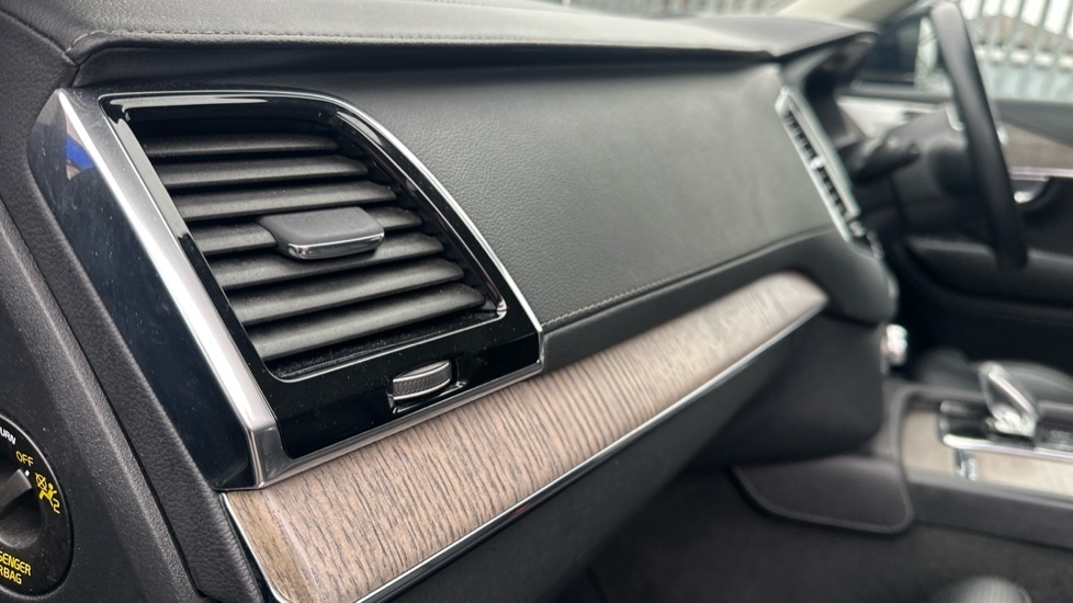 Used Volvo XC90 2021 for sale - 76871128: Photo 62