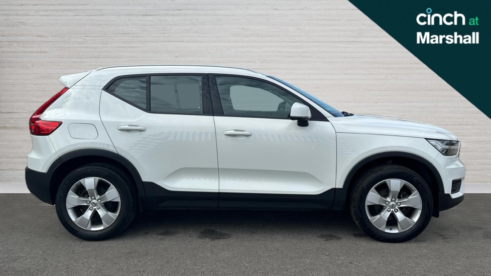 Used Volvo XC40 2018 for sale - 76393612: Photo 2