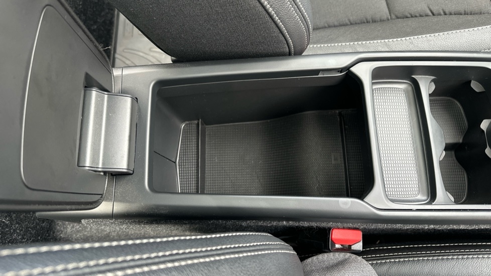 Used Volvo XC40 2018 for sale - 76393612: Photo 39