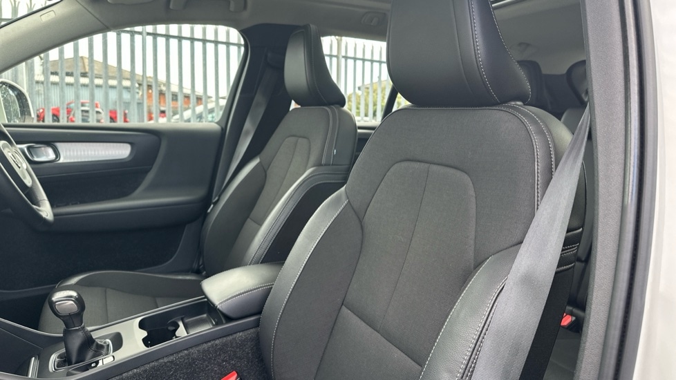 Used Volvo XC40 2018 for sale - 76393612: Photo 48