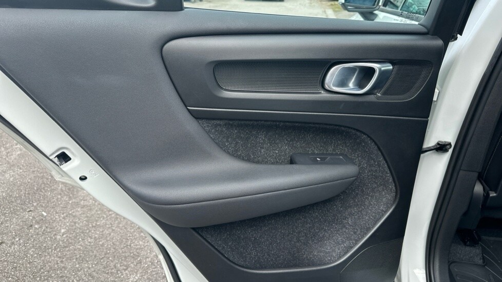 Used Volvo XC40 2018 for sale - 76393612: Photo 58