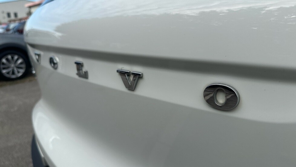 Used Volvo XC40 2018 for sale - 76393612: Photo 61