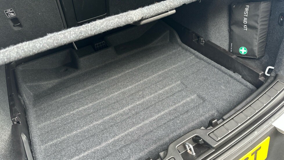 Used Volvo XC40 2018 for sale - 76393612: Photo 68