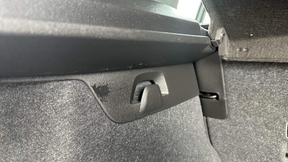 Used Volvo XC40 2018 for sale - 76393612: Photo 69