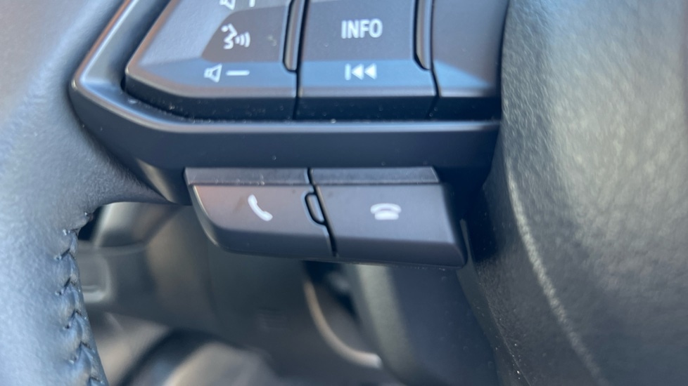 Used Mazda Mazda2 2023 for sale - 76533776: Photo 32