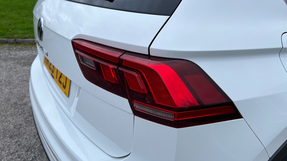 Used Volkswagen Tiguan 2023 for sale - 76415178: Photo 40