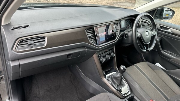 Used Volkswagen T-Roc 2019 for sale - 76124554: Photo 10