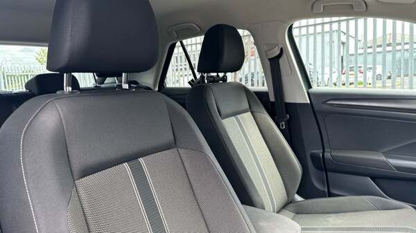 Used Volkswagen T-Roc 2019 for sale - 76124554: Photo 49