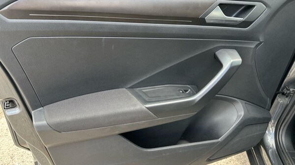 Used Volkswagen T-Roc 2019 for sale - 76124554: Photo 52