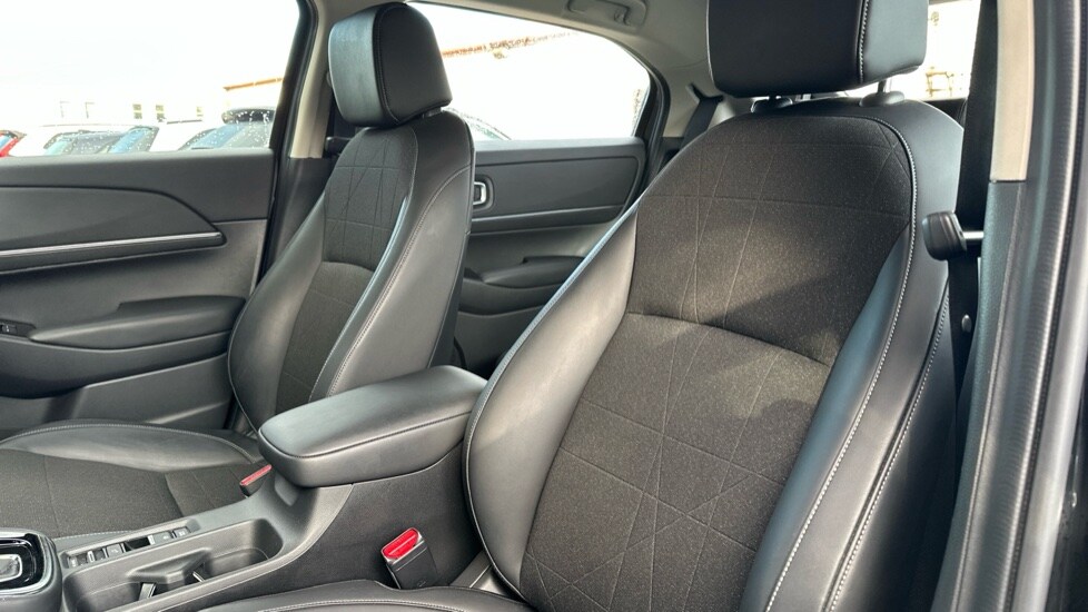 Used Honda HR-V 2023 for sale - 76062242: Photo 53