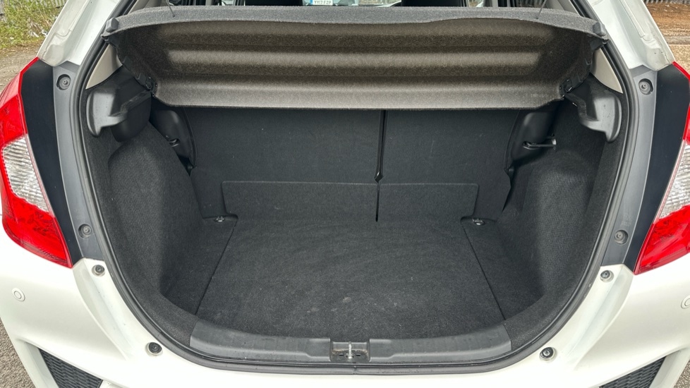 Used Honda Jazz 2017 for sale - 75916936: Photo 16