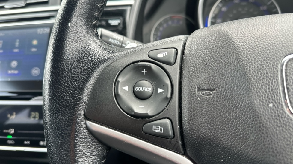 Used Honda Jazz 2017 for sale - 75916936: Photo 21