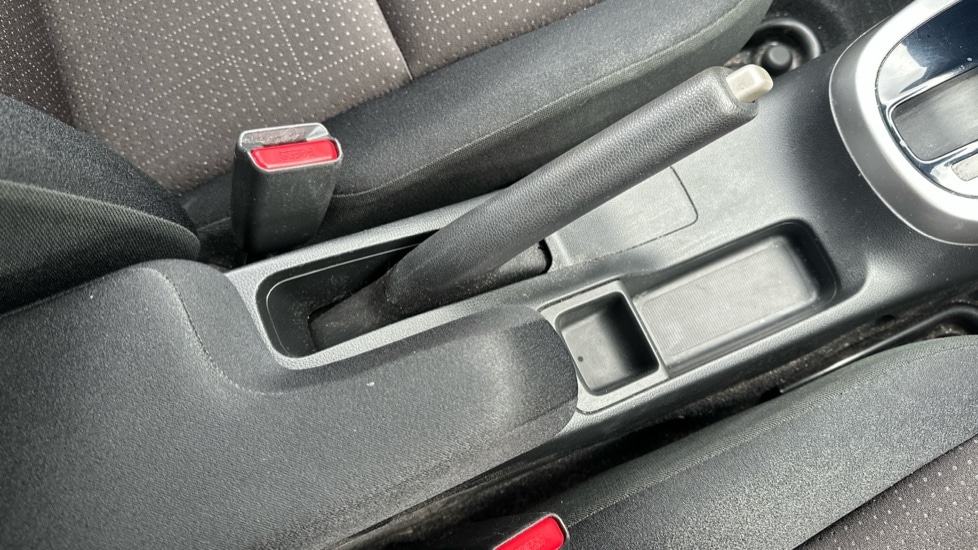 Used Honda Jazz 2017 for sale - 75916936: Photo 25