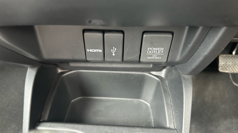 Used Honda Jazz 2017 for sale - 75916936: Photo 33