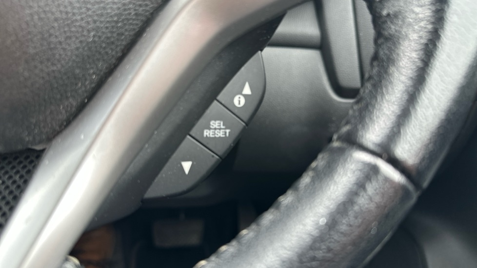 Used Honda Jazz 2017 for sale - 75916936: Photo 37