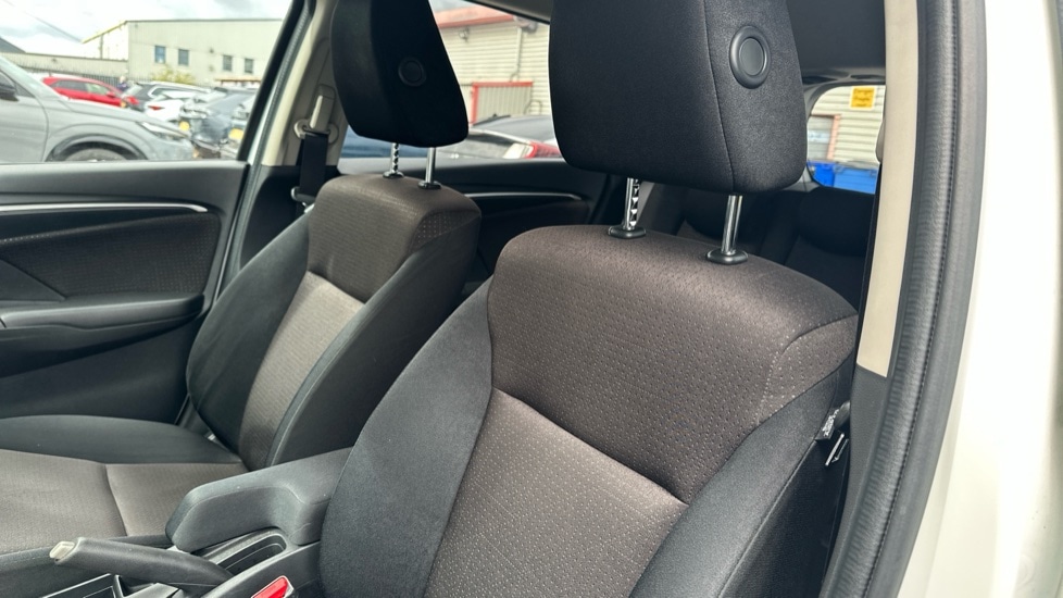 Used Honda Jazz 2017 for sale - 75916936: Photo 54