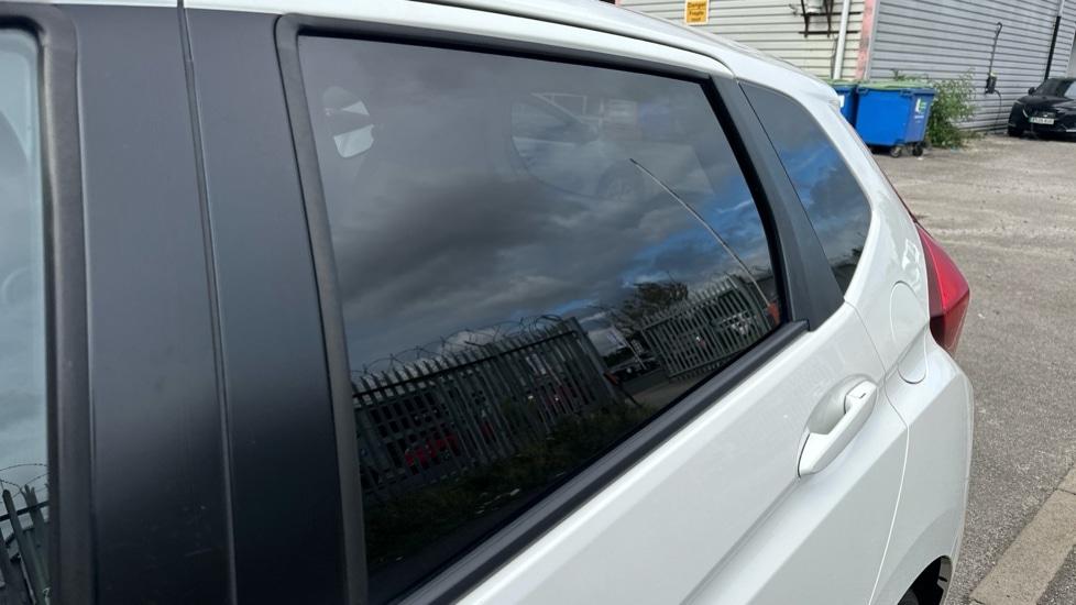 Used Honda Jazz 2017 for sale - 75916936: Photo 57