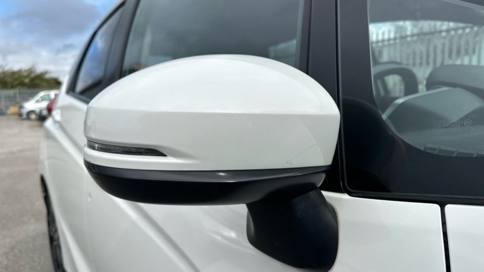 Used Honda Jazz 2017 for sale - 75916936: Photo 67