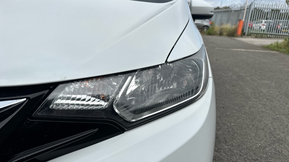 Used Honda Jazz 2017 for sale - 75916936: Photo 69