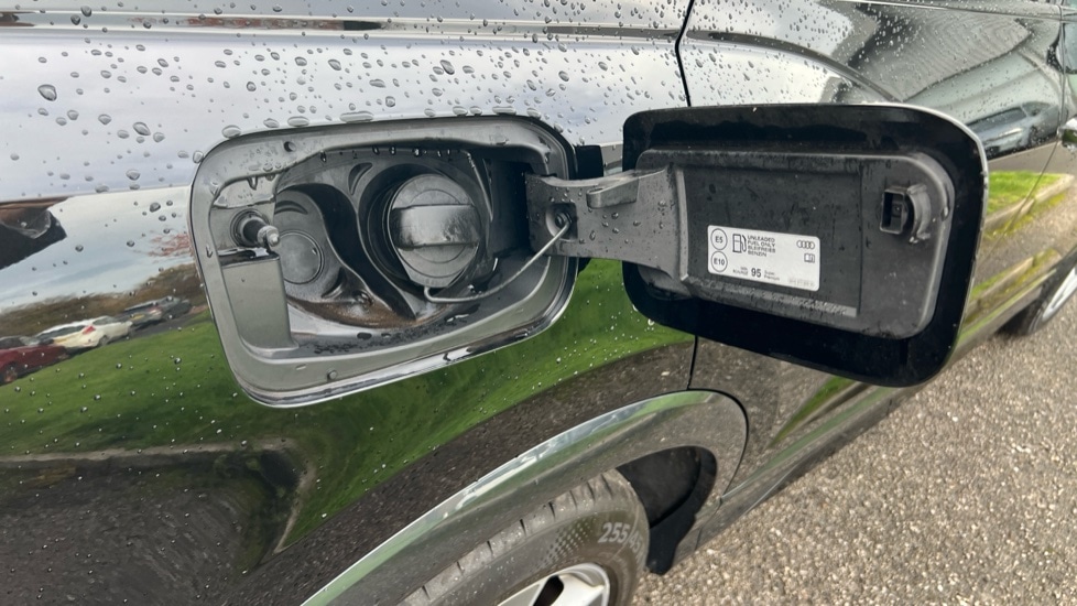 Used Audi Q3 2023 for sale - 76647875: Photo 21