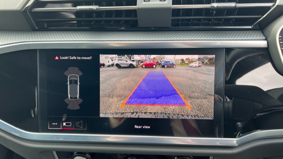 Used Audi Q3 2023 for sale - 76647875: Photo 26