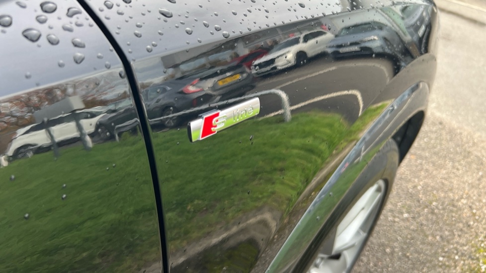 Used Audi Q3 2023 for sale - 76647875: Photo 47