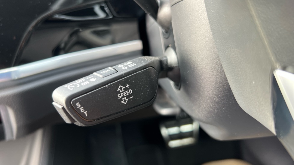 Used Audi Q3 2023 for sale - 76647875: Photo 51