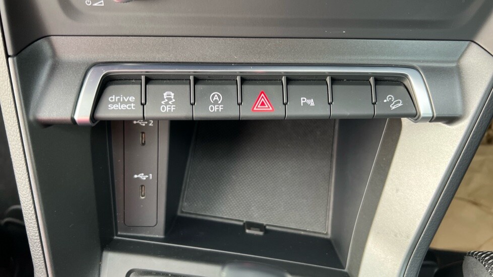 Used Audi Q3 2023 for sale - 76647875: Photo 52