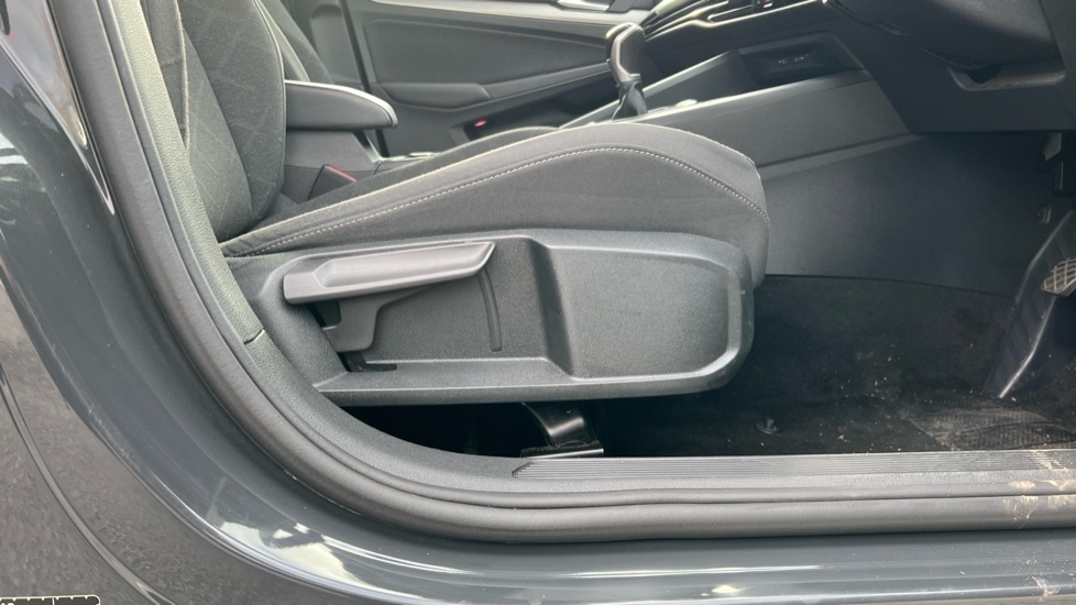 Used Volkswagen Golf 2023 for sale - 77031301: Photo 39