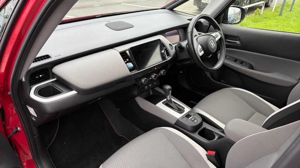 Used Honda Jazz 2023 for sale - 76773301: Photo 2