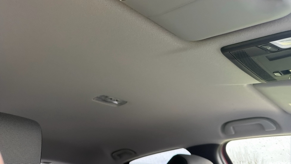 Used Honda Jazz 2023 for sale - 76773301: Photo 30