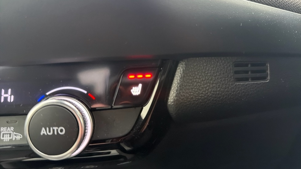 Used Honda Jazz 2023 for sale - 76773301: Photo 35