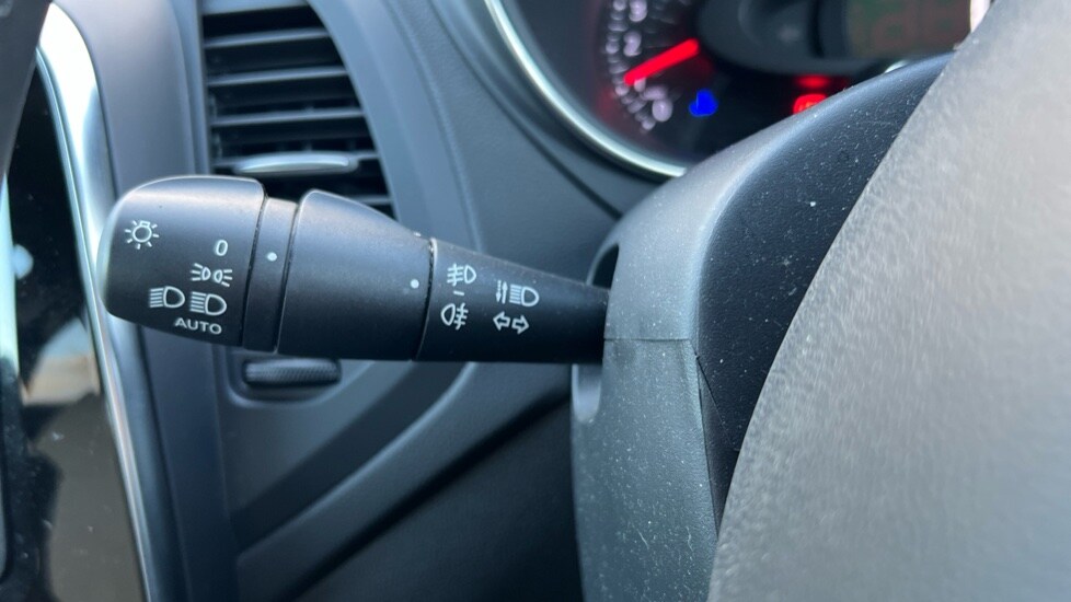 Used Renault Captur 2019 for sale - 76104348: Photo 25