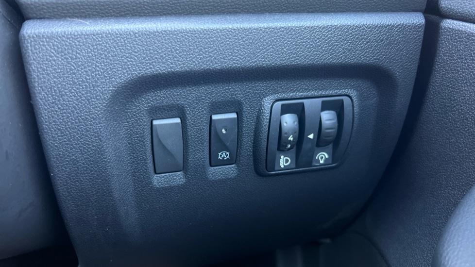 Used Renault Captur 2019 for sale - 76104348: Photo 36