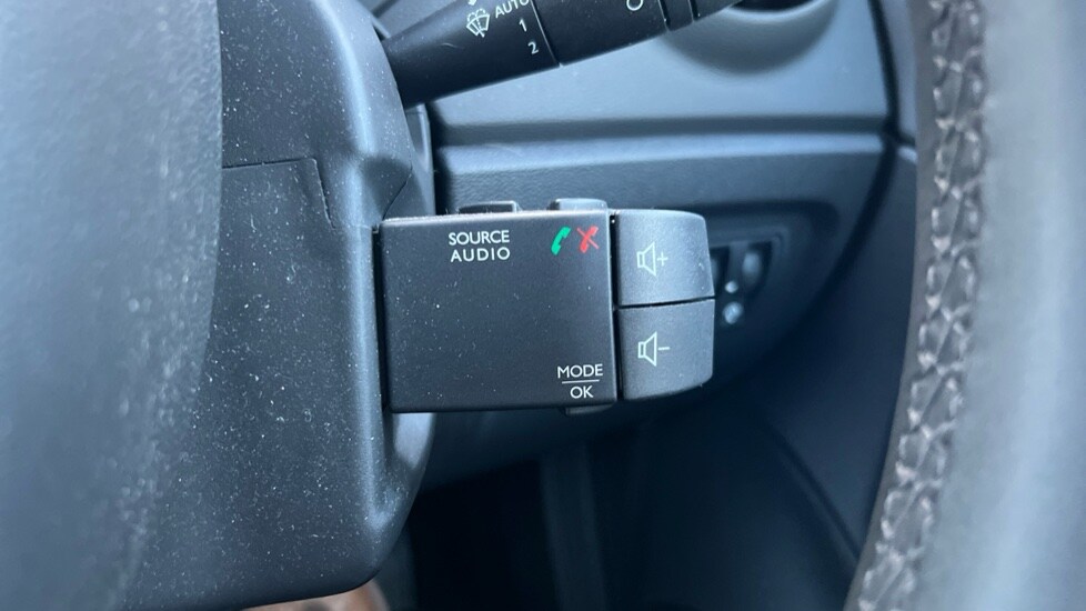 Used Renault Captur 2019 for sale - 76104348: Photo 40