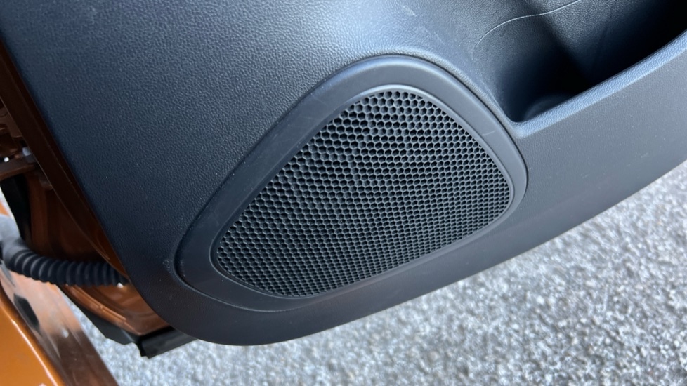 Used Renault Captur 2019 for sale - 76104348: Photo 49