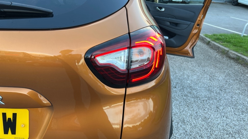 Used Renault Captur 2019 for sale - 76104348: Photo 51