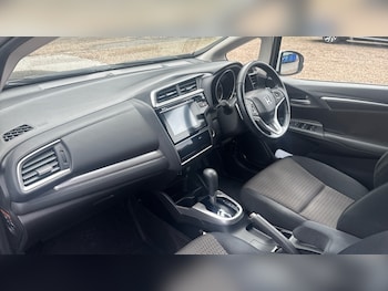 Used Honda Jazz 2018 for sale - 75864801: Photo