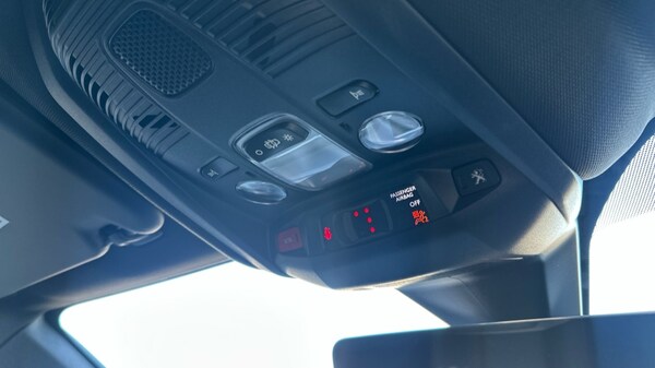 Used Peugeot 3008 2023 for sale - 75979923: Photo 42