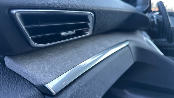 Used Peugeot 3008 2023 for sale - 75979923: Photo 58