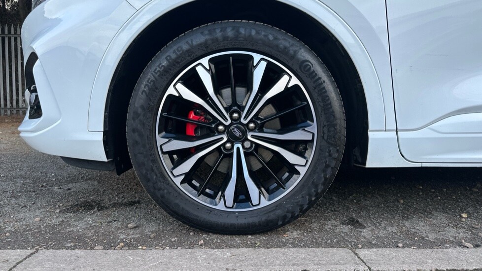 Used Ford Kuga 2020 for sale - 76393731: Photo 17