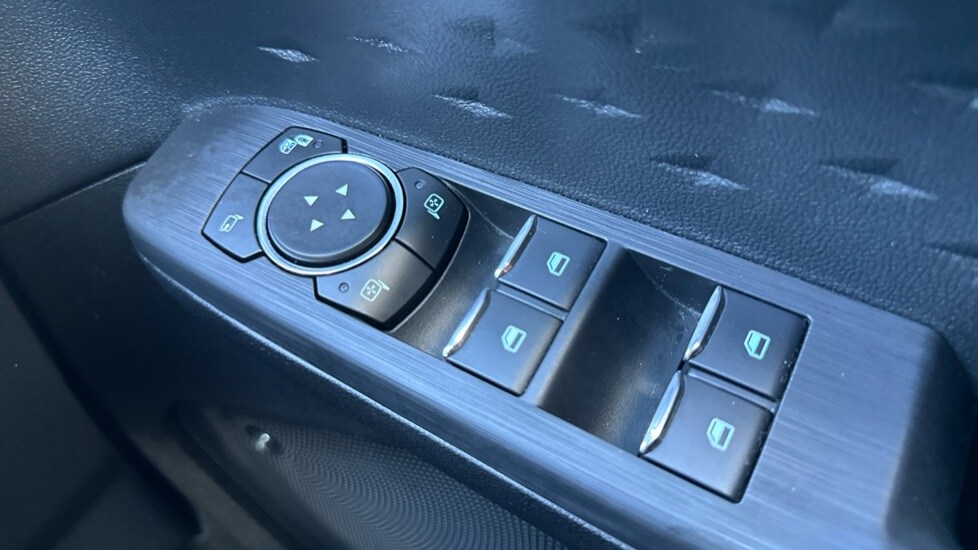 Used Ford Kuga 2020 for sale - 76393731: Photo 32