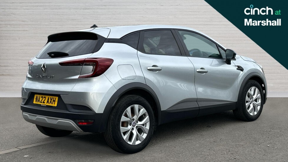 Used Renault Captur 2022 for sale - 76615250: Photo 3