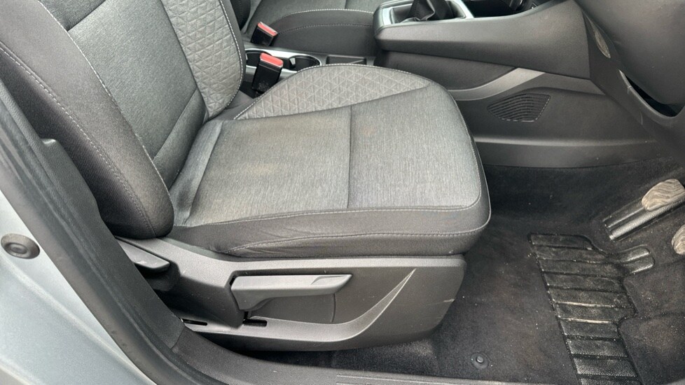 Used Renault Captur 2022 for sale - 76615250: Photo 49