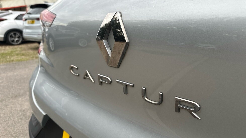 Used Renault Captur 2022 for sale - 76615250: Photo 62