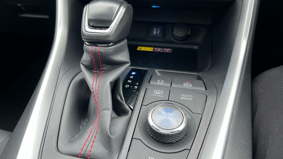 Used Toyota RAV4 2023 for sale - 76452281: Photo 31