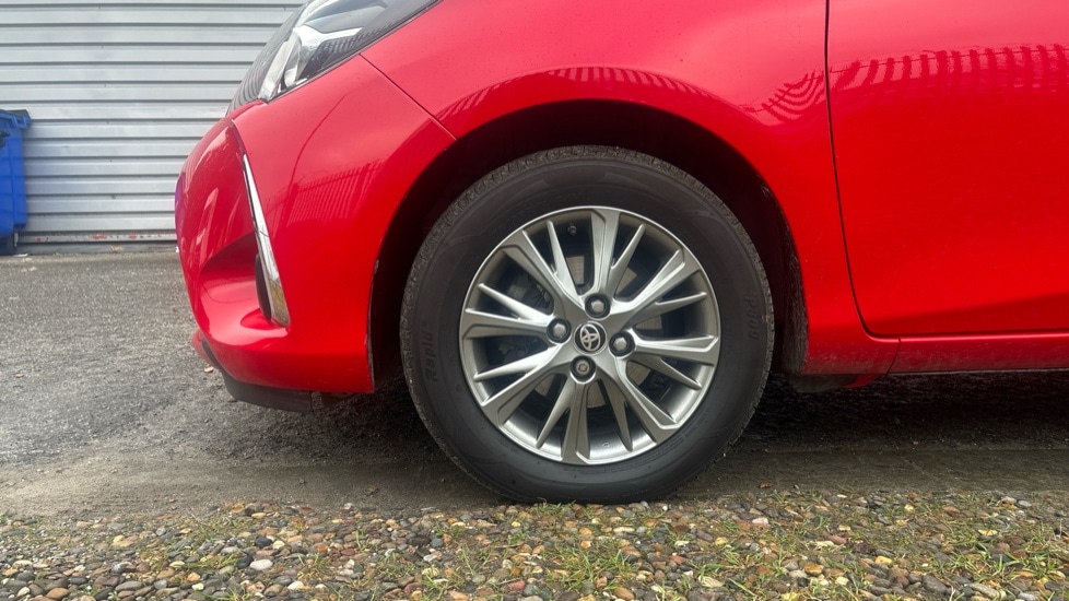 Used Toyota Yaris 2020 for sale - 77063398: Photo 17