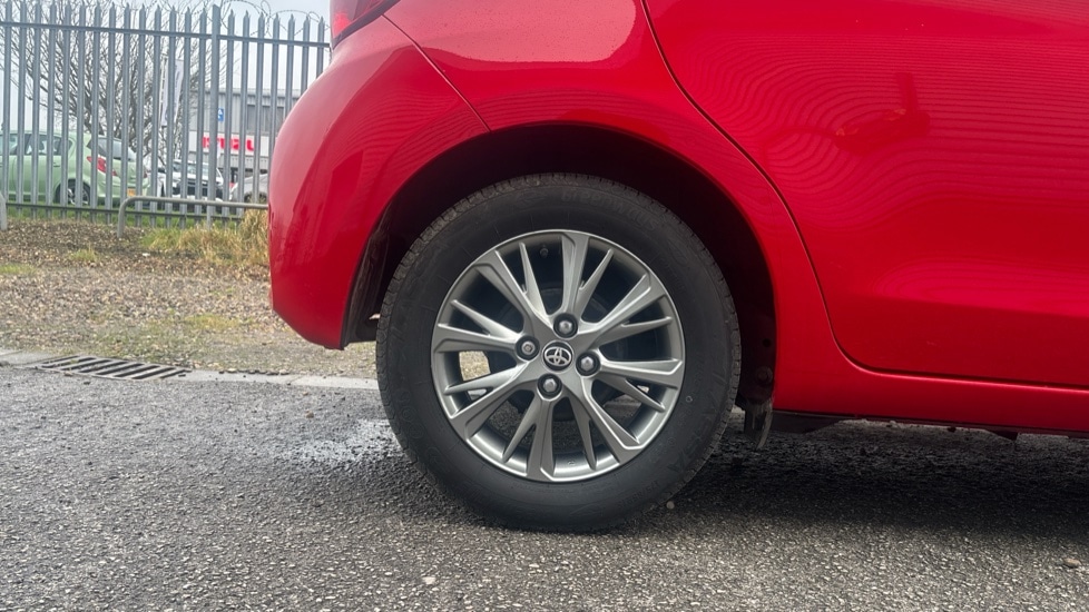 Used Toyota Yaris 2020 for sale - 77063398: Photo 19