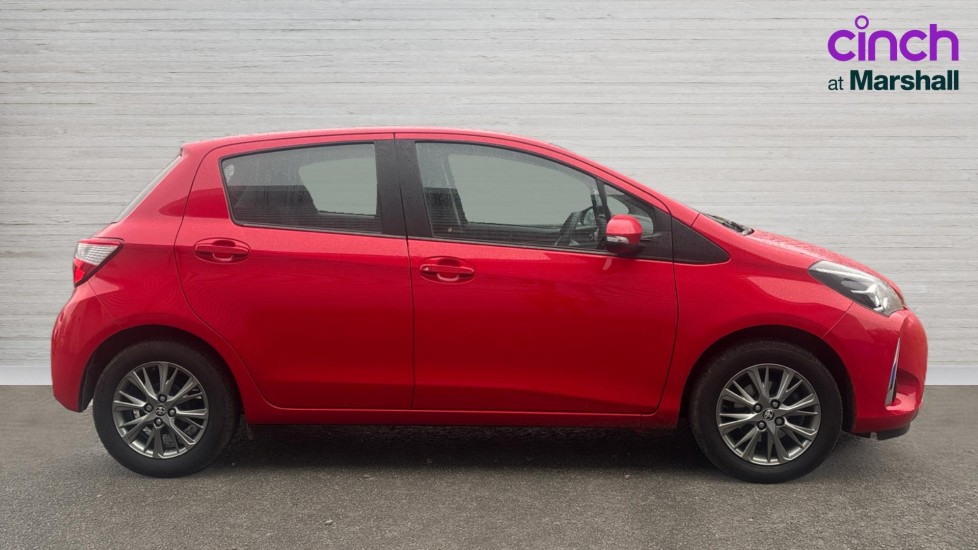 Used Toyota Yaris 2020 for sale - 77063398: Photo 2