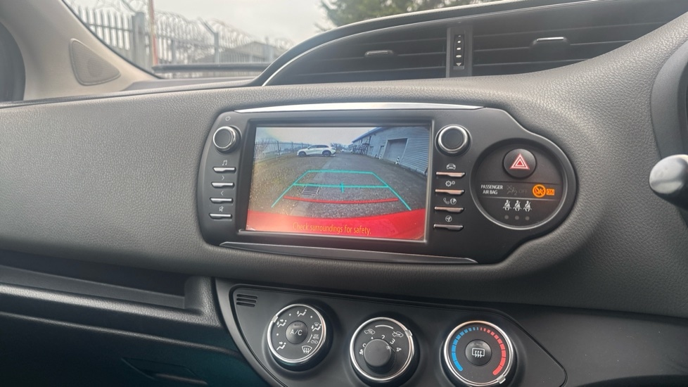 Used Toyota Yaris 2020 for sale - 77063398: Photo 26